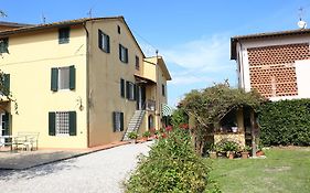 Maison De Vacances Casa Emma À